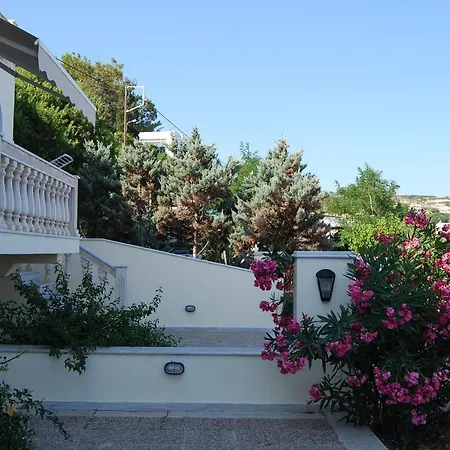 Pantelis Studio Apartment Chios Town