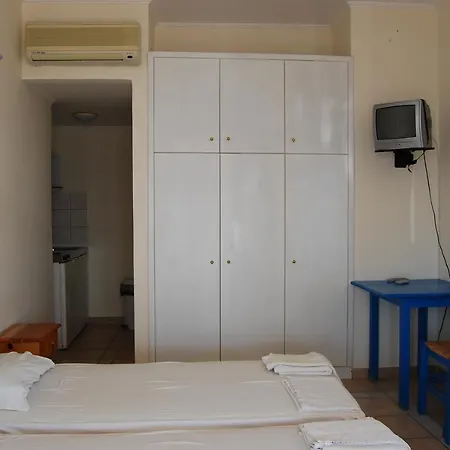 Pantelis Studio Apartment *